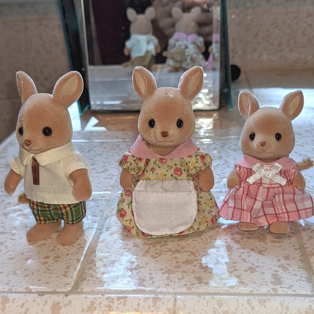 Calico Critters Hopper Kangaroo Family set